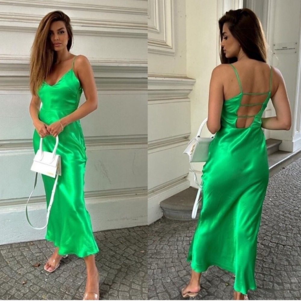 NEW 💚 ZARA Satin Effect Green Midi Dress